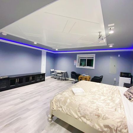 Aaron'S Sweet Home Surrey Ngoại thất bức ảnh