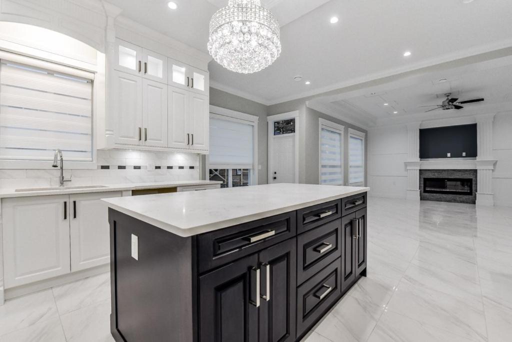Aaron'S Sweet Home Surrey Ngoại thất bức ảnh
