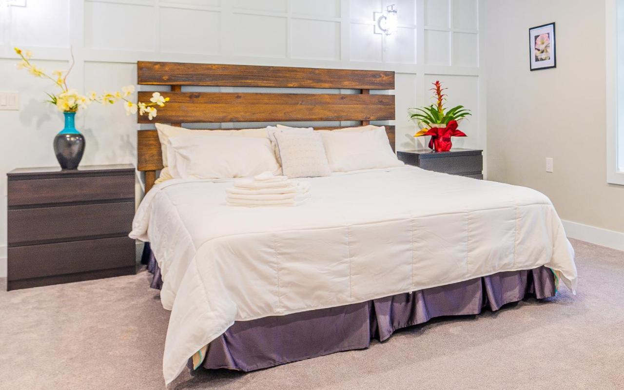 Aaron'S Sweet Home Surrey Ngoại thất bức ảnh