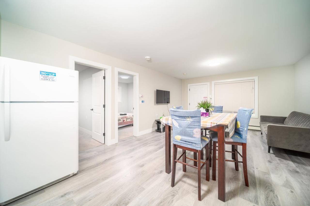 Aaron'S Sweet Home Surrey Ngoại thất bức ảnh