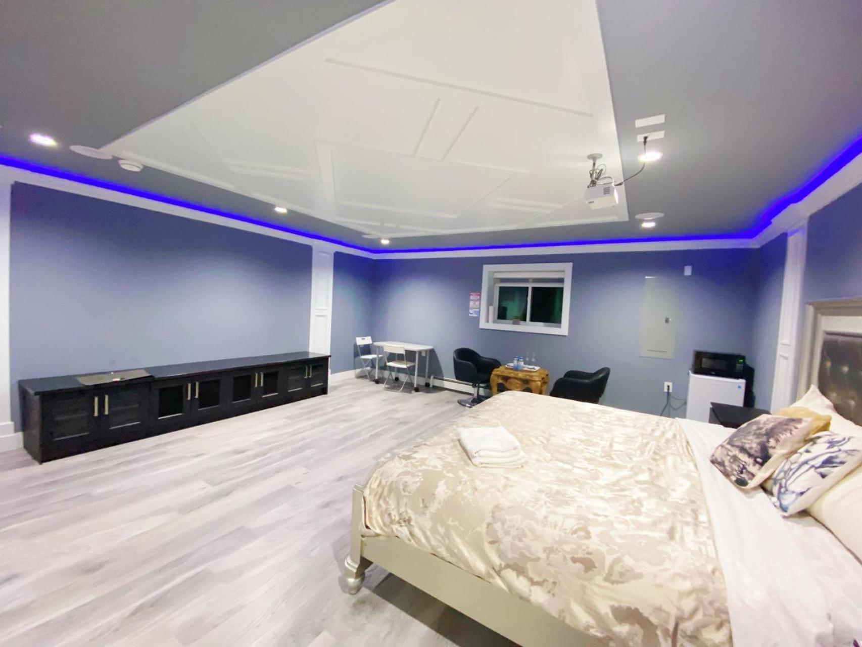Aaron'S Sweet Home Surrey Ngoại thất bức ảnh