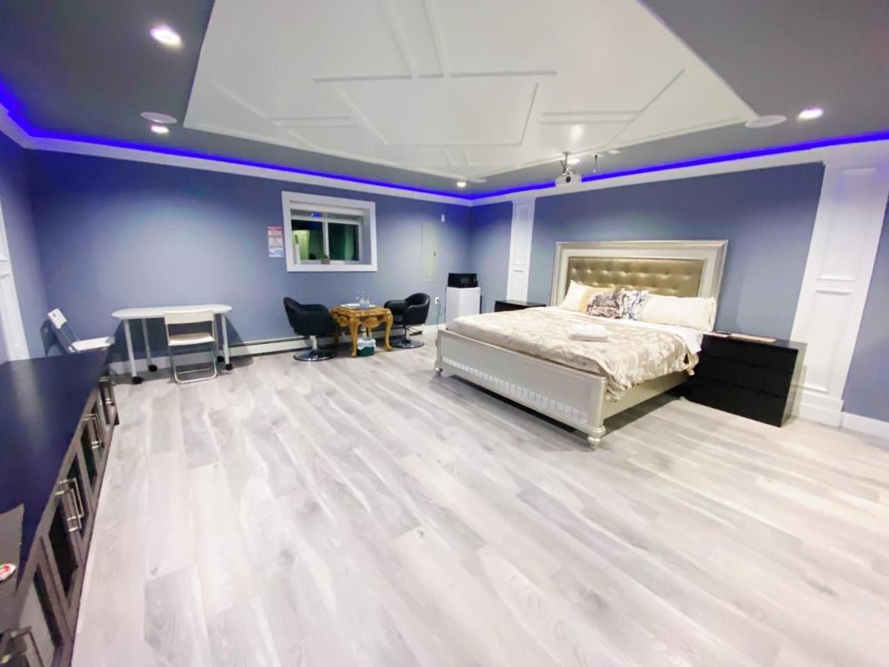 Aaron'S Sweet Home Surrey Ngoại thất bức ảnh